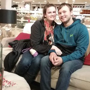 Meet your Posher, Kayla